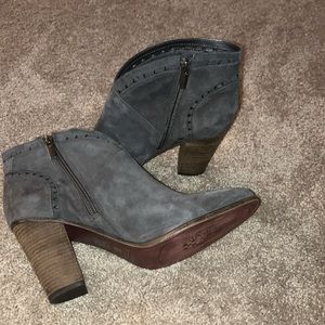 Vince Camuto Grey Ankle Boot with cutout embellishments 3” heel great condition